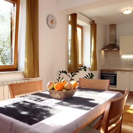 Peaceful Apartment Ankaran Sp Екстериор снимка